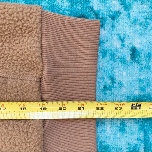 Everlane The Renew Teddy Bomber Ochre Small - Picture 14 of 14